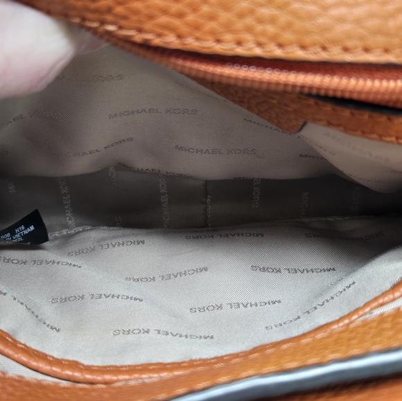 MICHAEL KORS MAXINE LEATHER SADDLE BAG CROSSBODY PURSE BURNT ORANGE WOMEN *FLAW* - Picture 15 of 15